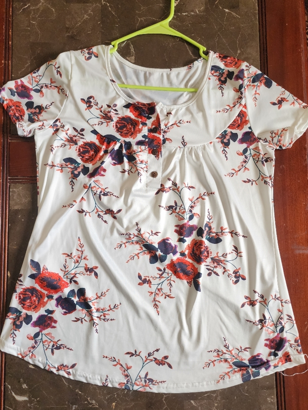 Women’s White Floral Short-Sleeve Blouse